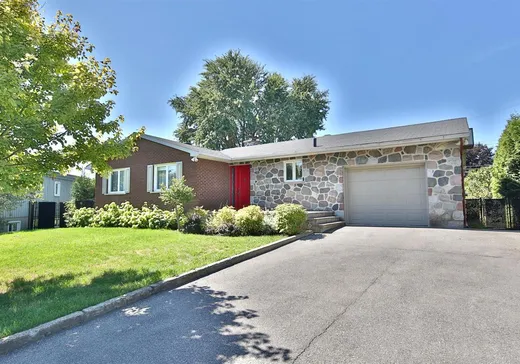 Maison à vendre - 5836 Rue Villiers, Brossard, J4W 1X7