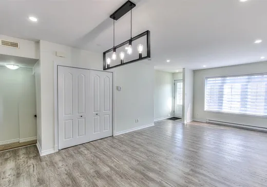 Maison à vendre - 596Z Rue Étienne-Lavoie, Laval (Sainte-Dorothee), H7X 0A9