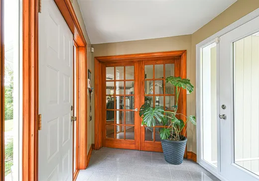 Maison à vendre - 744 Rue de Fribourg, Sainte-Adèle, J8B 2G6