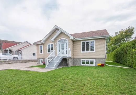 Maison à vendre - 3089 Ch. du Lac, Val-d'Or, J9P 7G7