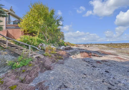 Maison à vendre - 1114 Rue de la Plage, Rimouski, G5L 8Y9