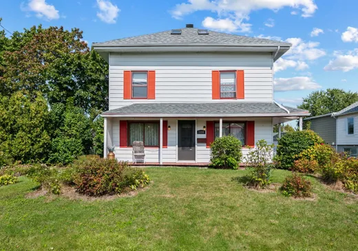 Maison à étages à vendre - 1133 Rue Larivière, Chambly, J3L1L5
