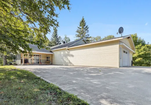 Maison à vendre - 9748 Ch. du Lac-Kiamika, Rivière-Rouge, J0T 1T0