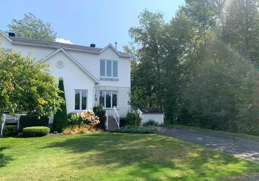 Two or more stories for sale - 9060 9e Allée, Drummondville, J2A2K6