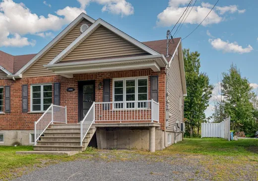Maison à vendre - 3490 Rue St-Joseph, St-Cyrille-De-Wendover, J1Z 1G7