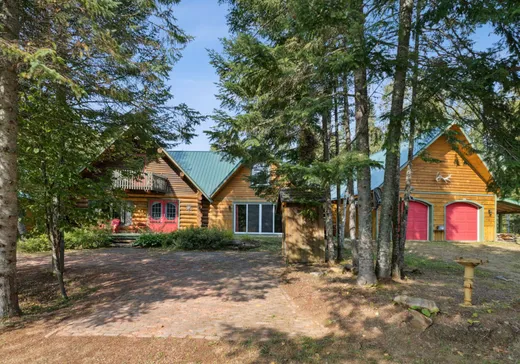 House for sale - 115 Lac-Emile, St-Come, J0K 2B0