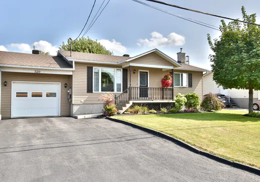 House for sale - 520 Rue Labonté, Acton Vale, J0H 1A0