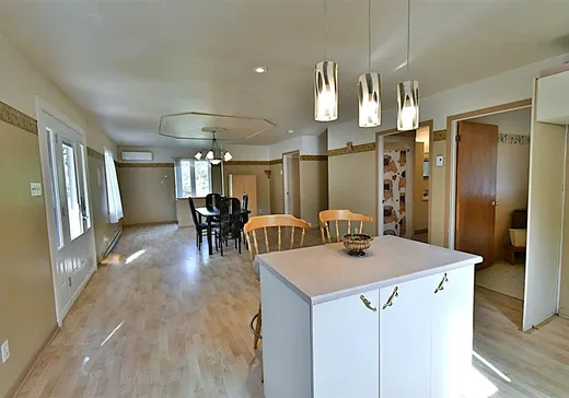 House for sale - 693 Rue Lacroix, St-Germain-De-Grantham, J0C 1J0