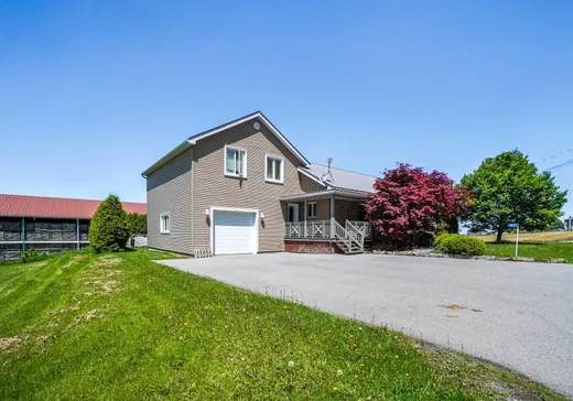 Maison à étages à vendre - 1627 Rg St-Antoine, Saint-Rémi, J0L2L0