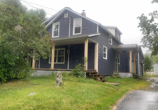 1 1/2 Storey for sale - 644 Rue Ste-Anne, Coaticook, J1A1H6