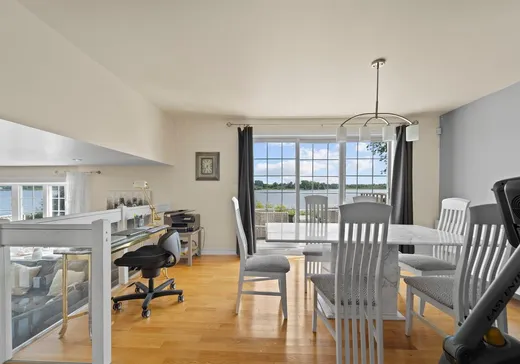 Maison à vendre - 7212 Boul. Lévesque E., Laval (Duvernay), H7A 1R8