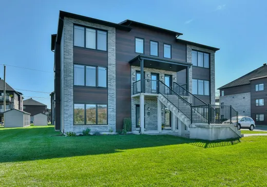 Condo à vendre - 711 Rue du Chardonnay, Sainte-Marthe-sur-le-Lac, J0N 1P0