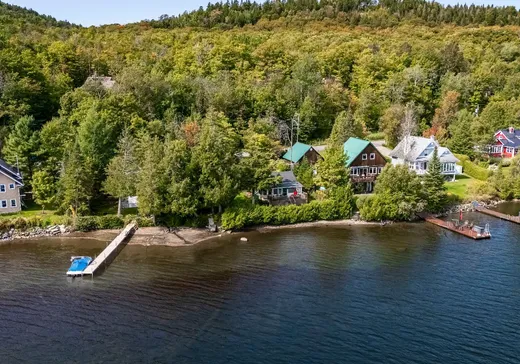 Maison à vendre - 297 Ch. des Chalets, Coaticook, J1A 2S4
