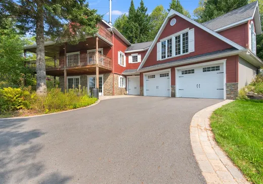 Maison à vendre - 148 Rue Beaumont, Val des Sources, J1T 3M7