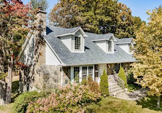 Two or more stories for sale - 431 Rue Irene-Couture, Sherbrooke, J1L1J3