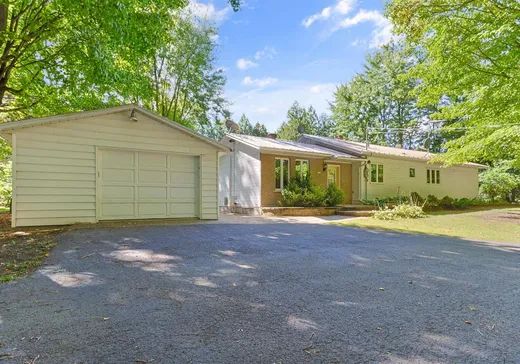 Bungalow for sale - 3100 Route 202, Franklin, J0S1E0