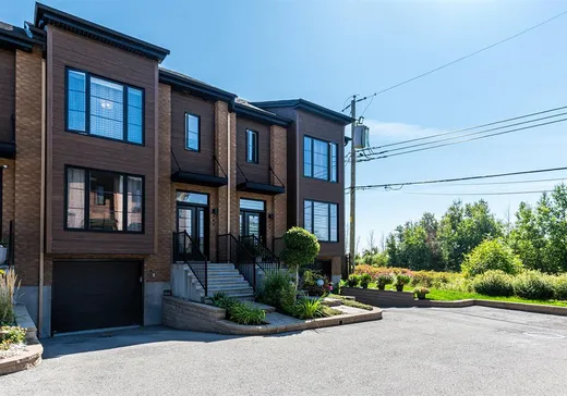Maison à vendre - 240 Rue du Grenadier, Saint-Constant, J5A 0L2