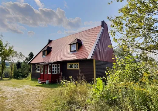 Un étage et demi à vendre - 258 2e Rang, St-Ferdinand, G0N1N0