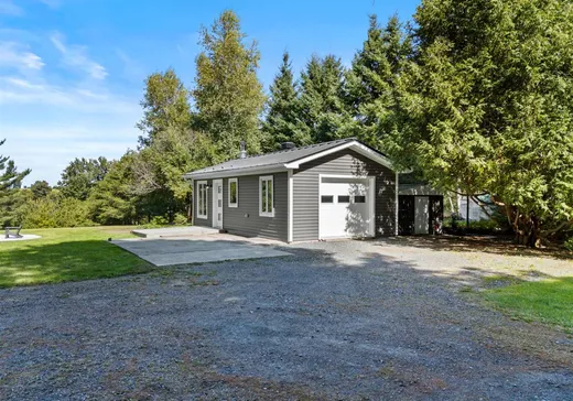 Maison à vendre - 280 Rg du Bord-de-l'Eau, St-Francois-Du-Lac, J0G 1R0