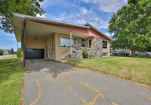 Bungalow à vendre - 312 Rue Bonsecours, St-Francois-Du-Lac, J0G1R0