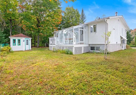 House for sale - 2356 Rue Deschamps, Val David, J0T 2N0