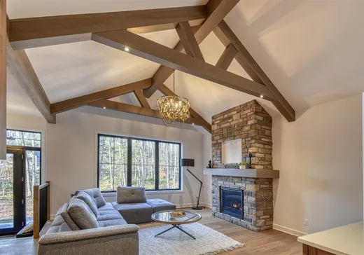 Maison à vendre - 180 Rue de l'Artisan, Saint-Colomban, J5K 0B9