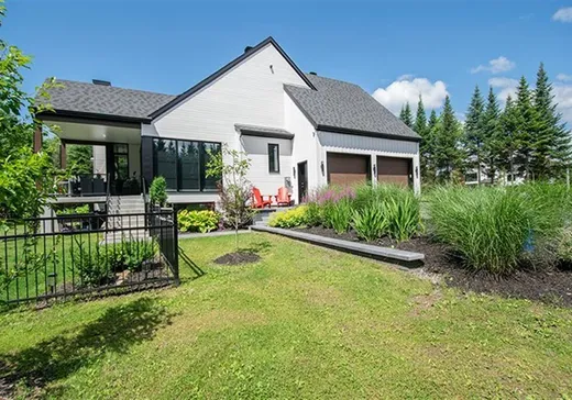 Maison à vendre - 1140 Ch. du Massif, Saint-Sauveur, J0R 1K0