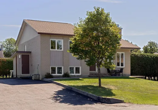 Maison à vendre - 346 Rue du Calme, Lac-St-Charles, G3G 1K2