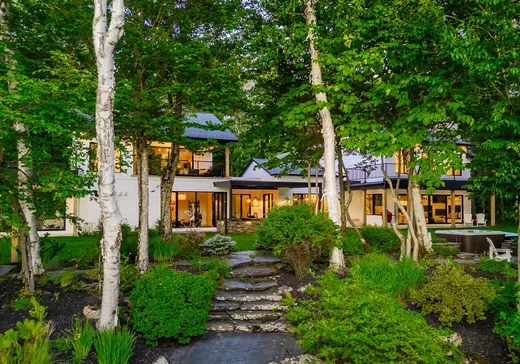 Maison à vendre - 30 Ch. McDougall, Magog, J0B 2C0