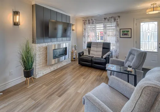 Maison à vendre - 567 Rue des Écoles, Saint-Christophe-D'Arthabaska, G6S 0S1