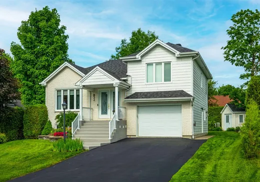 Two or more stories for sale - 852 Rue Homère, Sherbrooke, J1N3C4