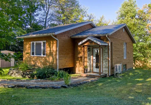 Bungalow à vendre - 1638 7e Rang, Saint-Adalbert, J0A1E0
