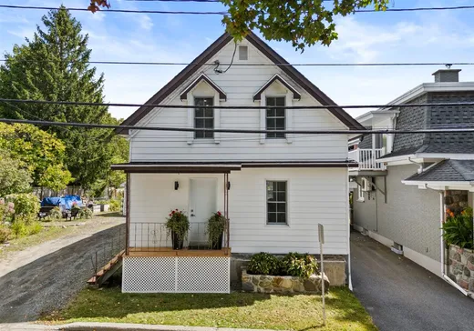 Maison à vendre - 122 Rue Victoria, Magog, J1X 2J8