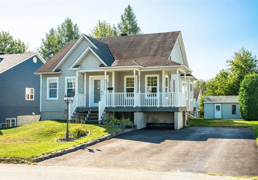 Bungalow for sale - 284 Rue des Grands-Ducs, Sherbrooke, J1R0S3