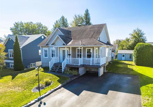 House for sale - 284 Rue des Grands-Ducs, Sherbrooke, J1R 0S3