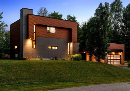 Two or more stories for sale - 2330 Rue Anna-Maria-Valls, Sherbrooke, J1N4J2