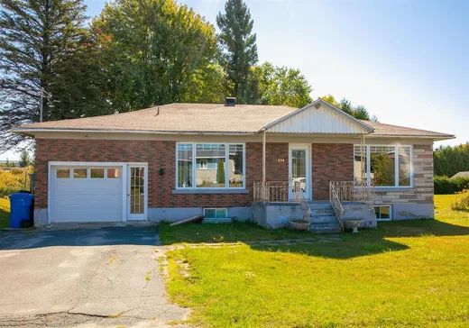Maison à vendre - 534 Rue Dyson, Pointe-Claire (Île de Montréal), J0B 2H0