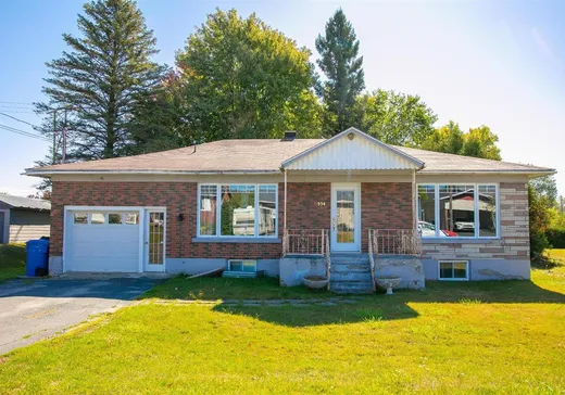 Maison à vendre - 534 Rue Dyson, Pointe-Claire (Île de Montréal), J0B 2H0