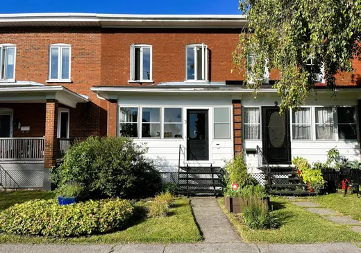 Maison à étages à vendre - 7 Rue Stevenson, Salaberry-de-Valleyfield, J6S3X9