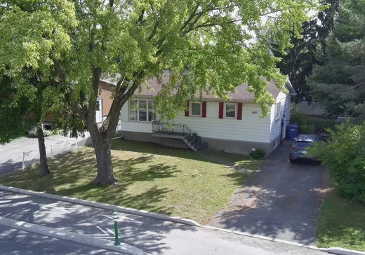 Maison à vendre - 3350 Rue Edgar, Laval (Fabreville), H7P 2E2
