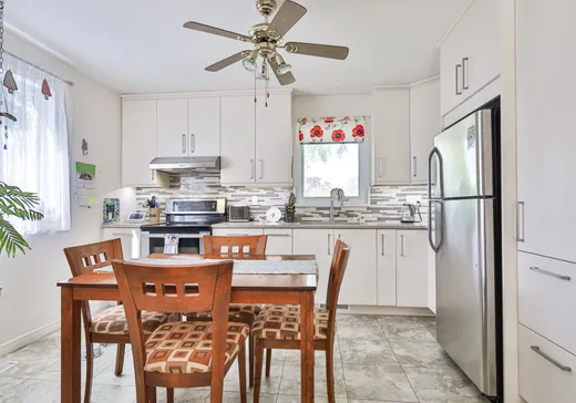 Maison à vendre - 3350 Rue Edgar, Laval (Fabreville), H7P 2E2