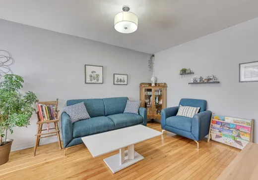 Maison à vendre - 413 Rue St-Hubert, Laval (Pont-Viau), H7G 2Y8