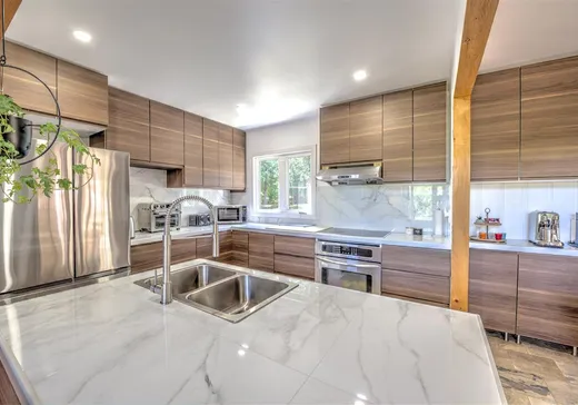 Maison à vendre - 5944 Rue Morin, Val Morin, J0T 2R0
