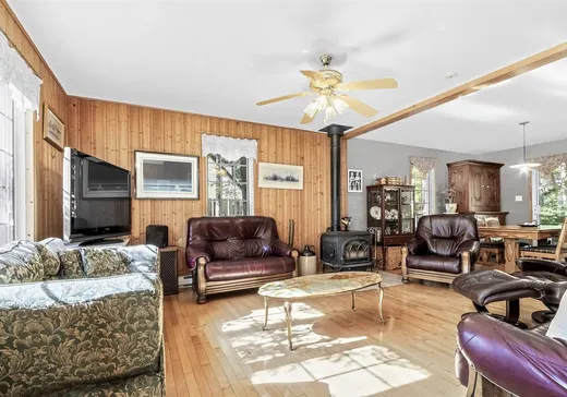 Maison à vendre - 159 Rue de la Colline, St-Lambert-De-Lauzon, G0S 2W0