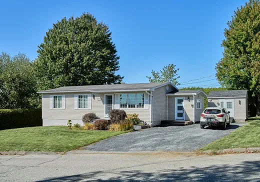Bungalow à vendre - 1054 Rue des Geais, Sherbrooke, J1R0N6