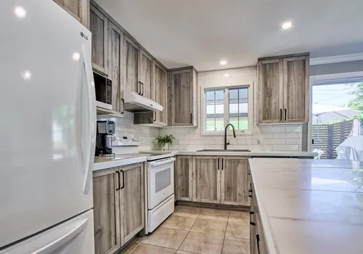 Maison à vendre - 1054 Rue des Geais, Sherbrooke, J1R 0N6