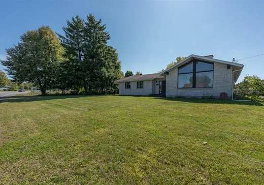 Maison à vendre - 110 Route 218, St-Pierre-Les-Becquets, G0X 2Z0