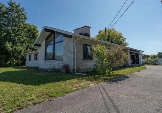 Maison à vendre - 110 Route 218, St-Pierre-Les-Becquets, G0X 2Z0