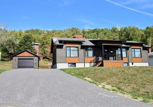 Bungalow à vendre - 186 Rue Doublet, Gaspé, G4X1G4