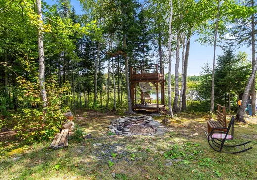 Maison à vendre - 100 Ch. du Lac-Dumas, Saint-Côme-Linière, G0M 1J0